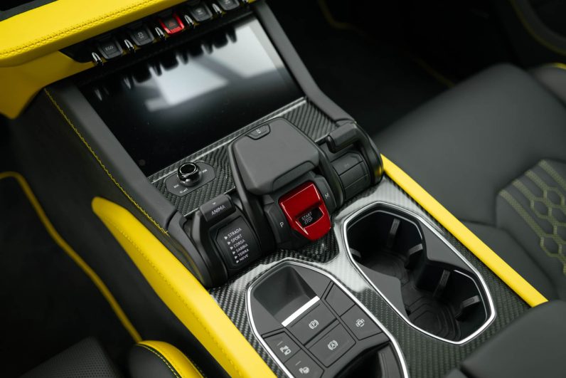 2026 Lamborghni Urus SE