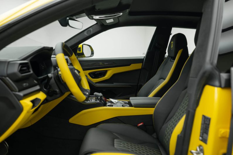 2026 Lamborghni Urus SE