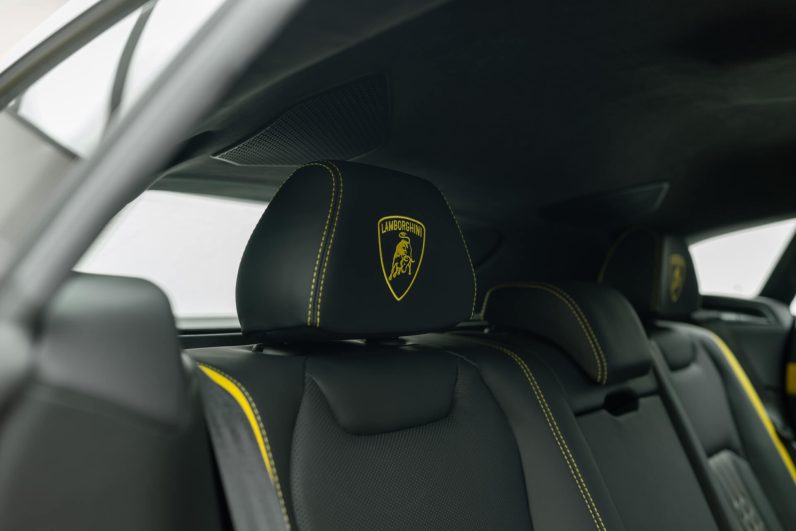 2026 Lamborghni Urus SE