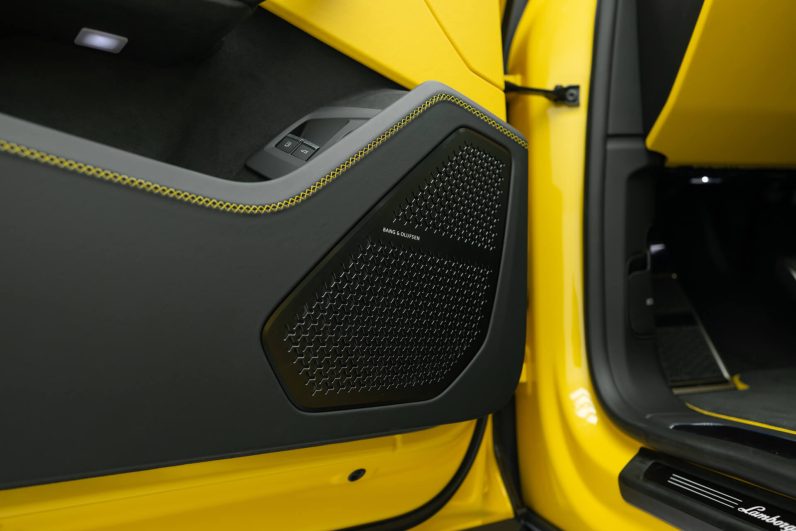 2026 Lamborghni Urus SE