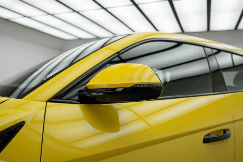 2026 Lamborghni Urus SE