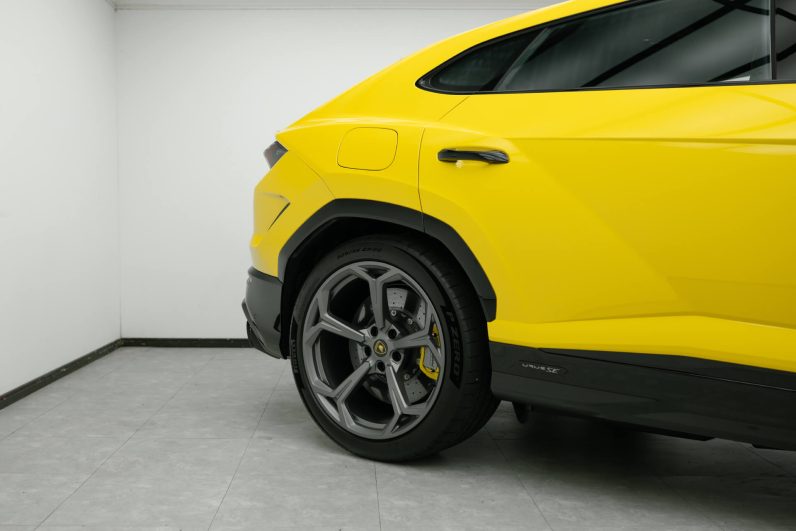 2026 Lamborghni Urus SE