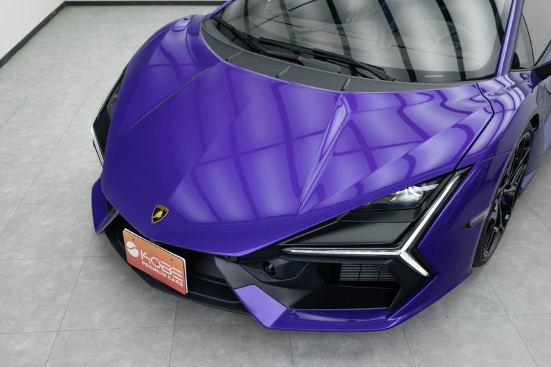 2026 Lamborghini Revuelto