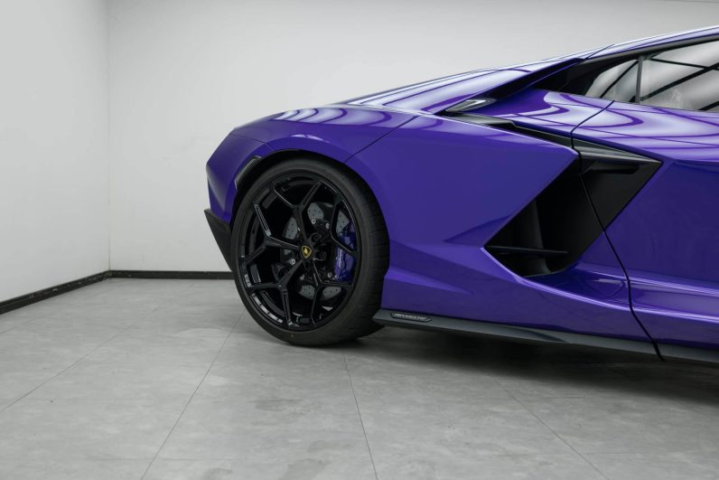 2026 Lamborghini Revuelto