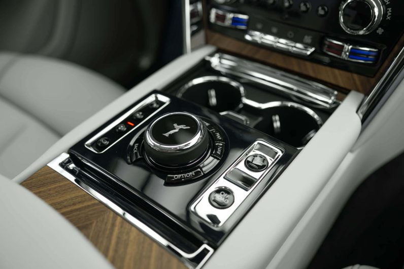 2026 Rolls Royce Cullinan Silver Badge Series 2