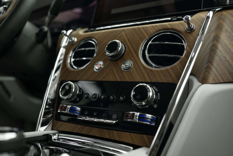 2026 Rolls Royce Cullinan Silver Badge Series 2
