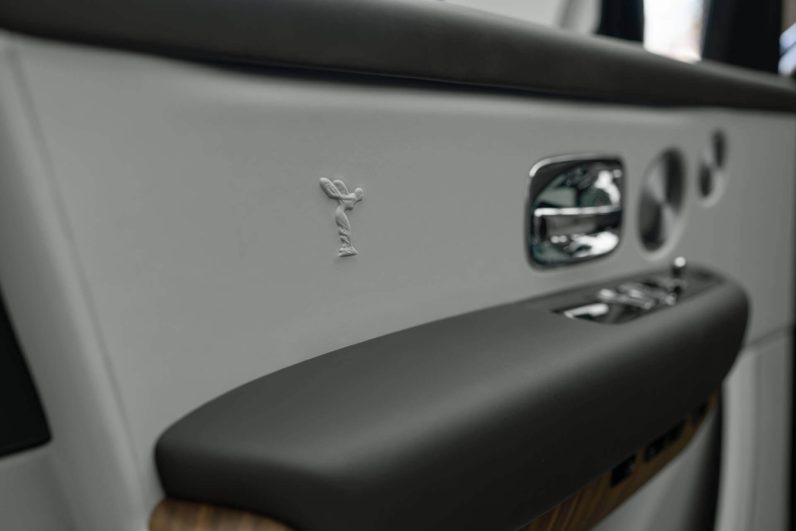 2026 Rolls Royce Cullinan Silver Badge Series 2