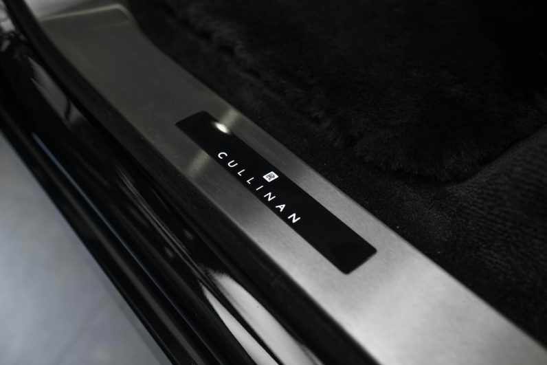 2026 Rolls Royce Cullinan Silver Badge Series 2