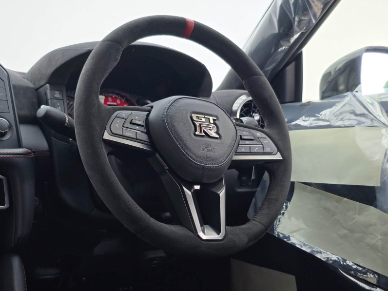 R35 GTR Nismo Special Edition (Gold VIN)