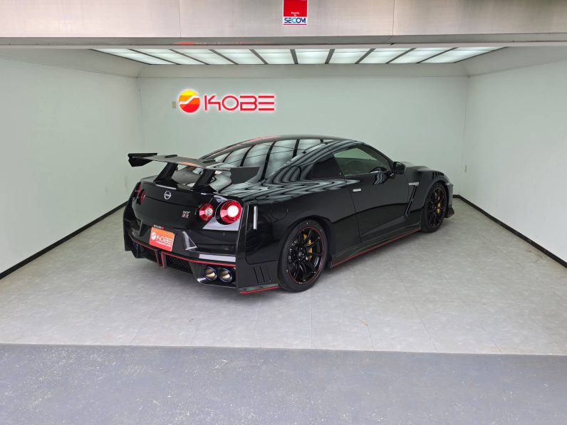 R35 GTR Nismo Special Edition (Gold VIN)