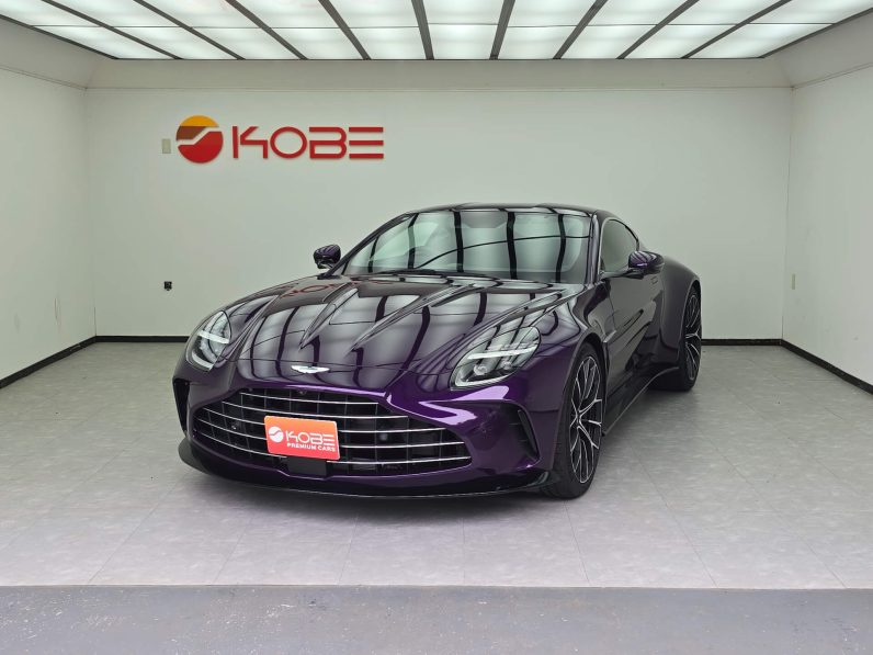 Aston Martin New Vantage Coupe RHD