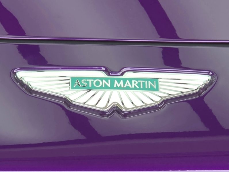 Aston Martin New Vantage Coupe RHD