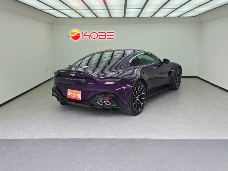 Aston Martin New Vantage Coupe RHD