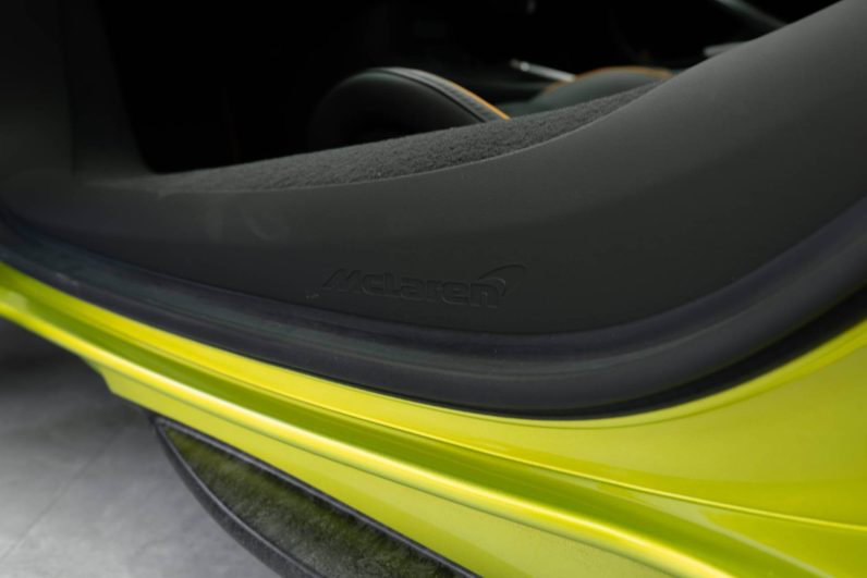 Mclaren Artura Spider