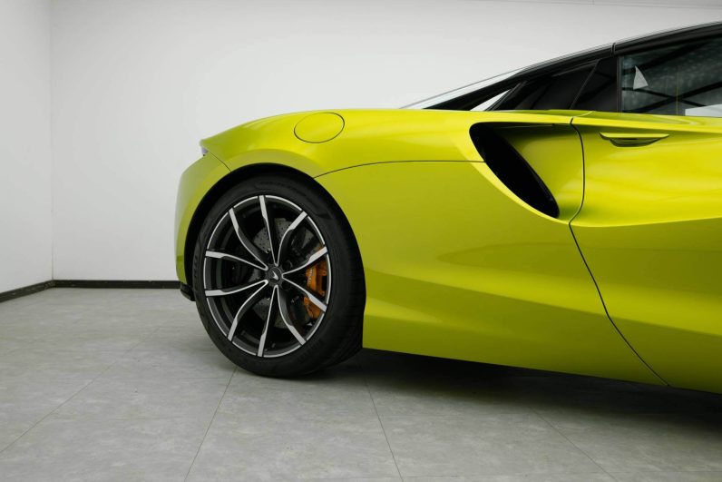 Mclaren Artura Spider
