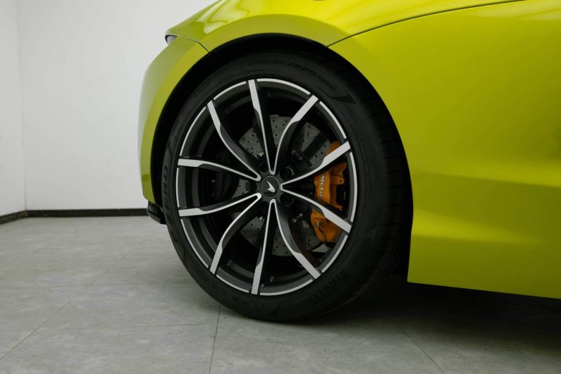 Mclaren Artura Spider